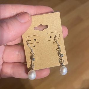 Sterling silver & pearl dangle earrings